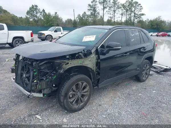 4T3B6RFV6NU087663 2022 TOYOTA RAV 4 - Image 2
