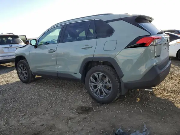4T3B6RFV6NU096153 2022 TOYOTA RAV 4 - Image 2