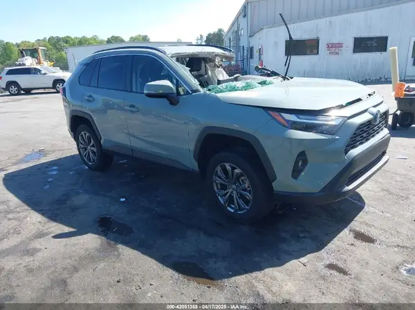 4T3B6RFV7NU090829 2022 TOYOTA RAV 4 - Image 1