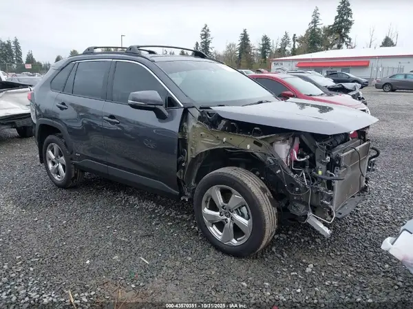 4T3B6RFV8MU053450 2021 TOYOTA RAV 4 - Image 1