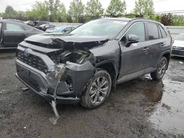 4T3B6RFV8NU073120 2022 TOYOTA RAV 4 - Image 1