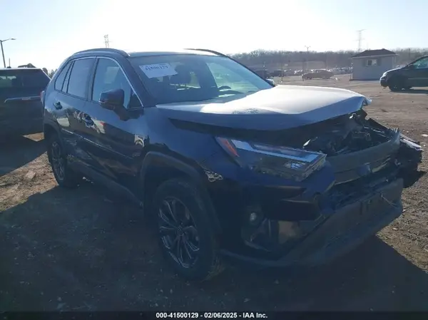 4T3B6RFV8PU109357 2023 TOYOTA RAV 4 - Image 1