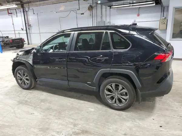 4T3B6RFV8PU128880 2023 TOYOTA RAV 4 - Image 2