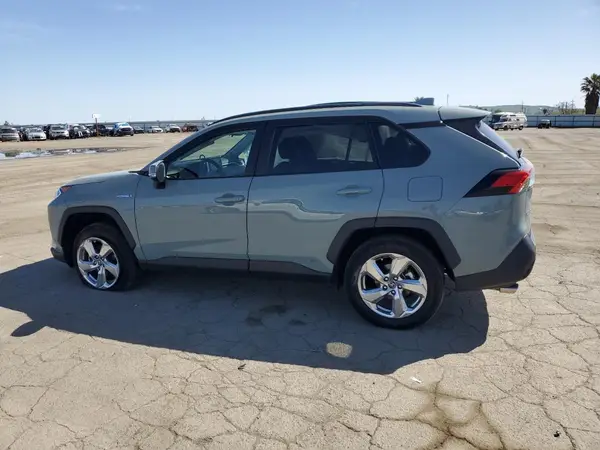 4T3B6RFV9MU010221 2021 TOYOTA RAV 4 - Image 2