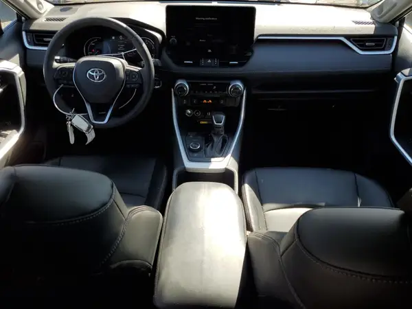 4T3B6RFV9RU148221 2024 TOYOTA RAV 4 - Image 8