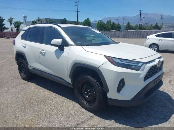 4T3B6RFVXNU079761 2022 TOYOTA RAV 4 - Image 1