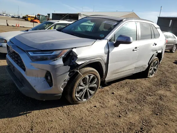 4T3B6RFVXNU098424 2022 TOYOTA RAV 4 - Image 1