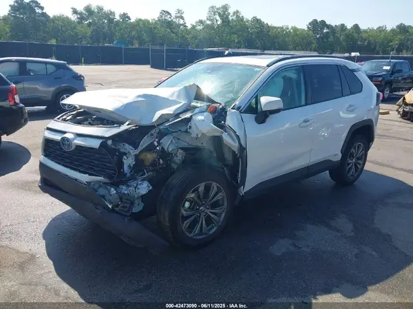 4T3B6RFVXPU109179 2023 TOYOTA RAV 4 - Image 2