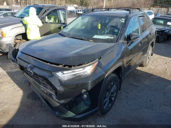 4T3B6RFVXRU156067 2024 TOYOTA RAV 4 - Image 2