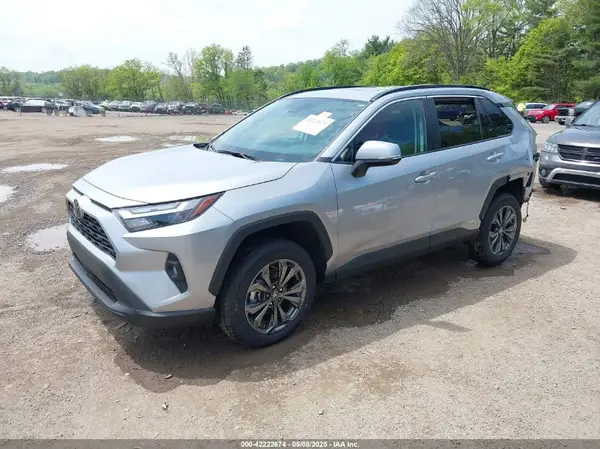 4T3B6RFVXSU178530 2025 TOYOTA RAV 4 - Image 2