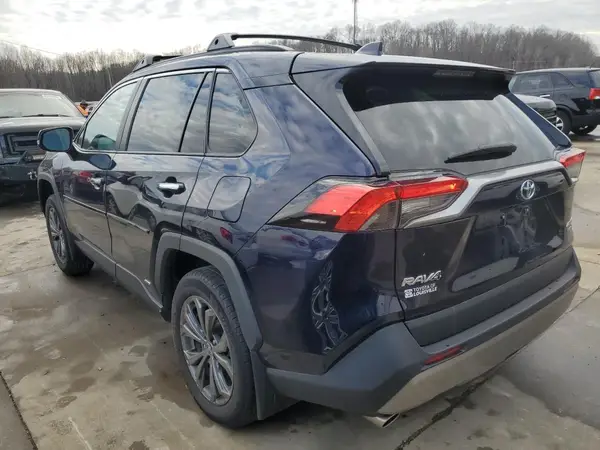 4T3D6RFV0PU129028 2023 TOYOTA RAV 4 - Image 2