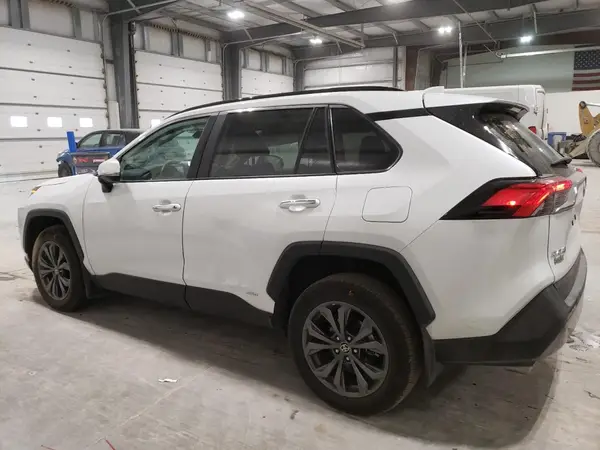 4T3D6RFV0RU145474 2024 TOYOTA RAV 4 - Image 2