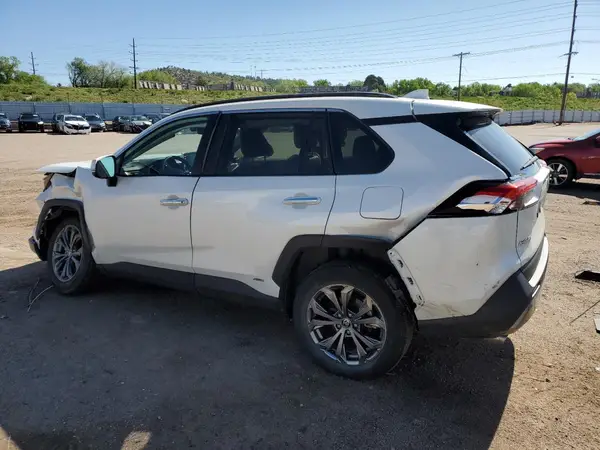 4T3D6RFV1NU082475 2022 TOYOTA RAV 4 - Image 2