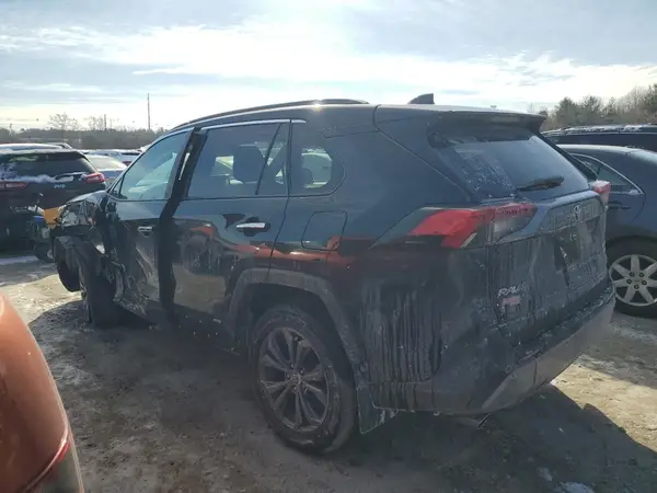 4T3D6RFV1NU092150 2022 TOYOTA RAV 4 - Image 2