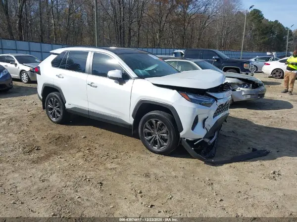 4T3D6RFV1RU140283 2024 TOYOTA RAV 4 - Image 1