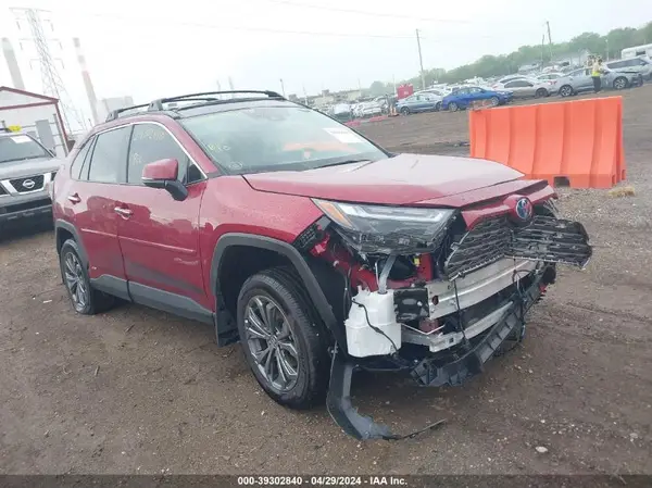 4T3D6RFV1RU146634 2024 TOYOTA RAV 4 - Image 1