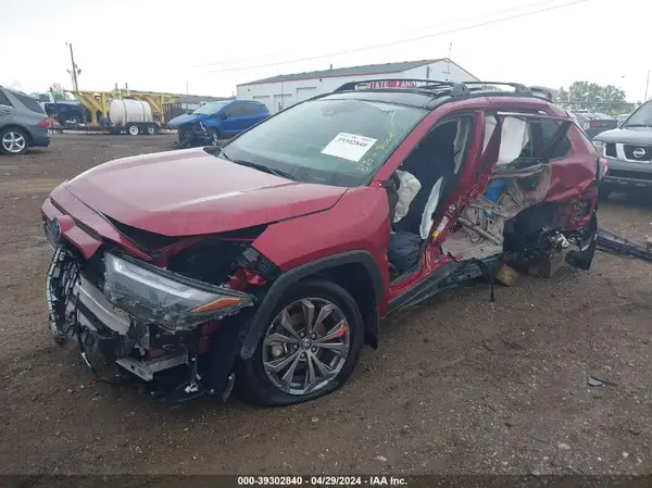 4T3D6RFV1RU146634 2024 TOYOTA RAV 4 - Image 2