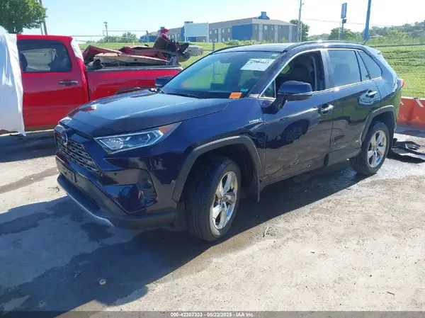 4T3D6RFV2MU039844 2021 TOYOTA RAV 4 - Image 2