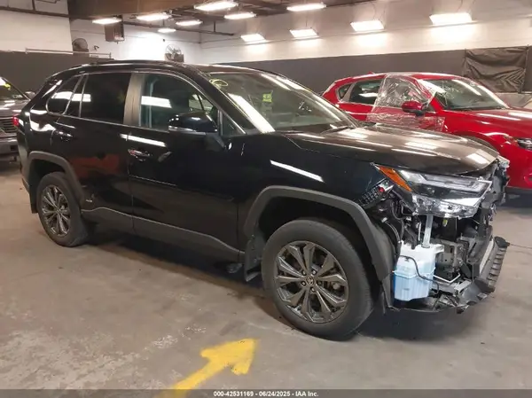 4T3D6RFV2RU145783 2024 TOYOTA RAV 4 - Image 1