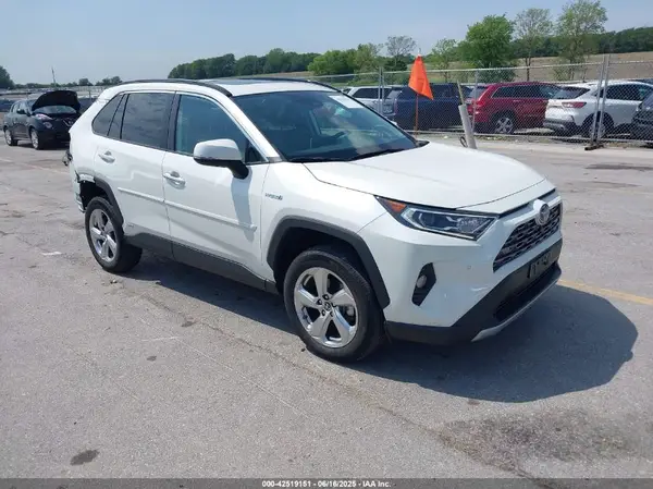 4T3D6RFV3MU059620 2021 TOYOTA RAV 4 - Image 1