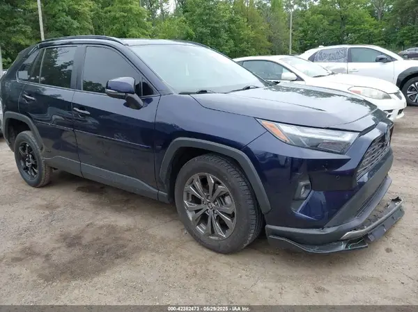 4T3D6RFV3NU078394 2022 TOYOTA RAV 4 - Image 1