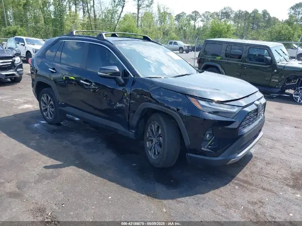 4T3D6RFV3PU123272 2023 TOYOTA RAV 4 - Image 1