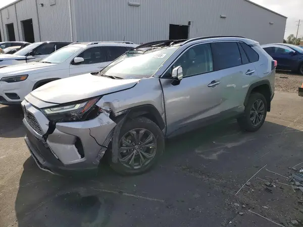 4T3D6RFV3RU170143 2024 TOYOTA RAV 4 - Image 1