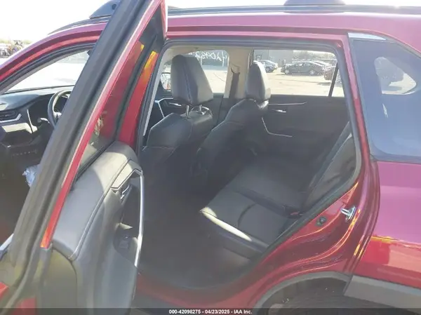 4T3D6RFV4MU060016 2021 TOYOTA RAV 4 - Image 8