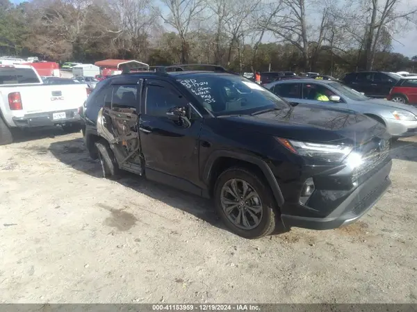 4T3D6RFV5NU075061 2022 TOYOTA RAV 4 - Image 1