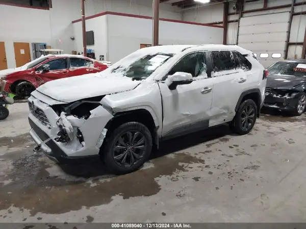 4T3D6RFV5RU141291 2024 TOYOTA RAV 4 - Image 2