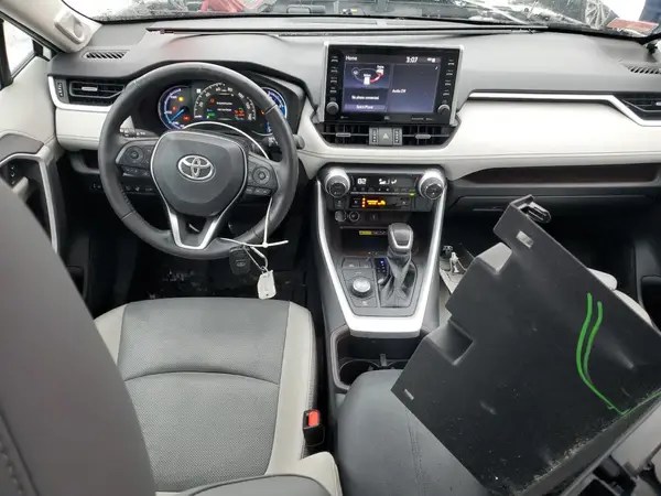 4T3D6RFV6NU066062 2022 TOYOTA RAV 4 - Image 8
