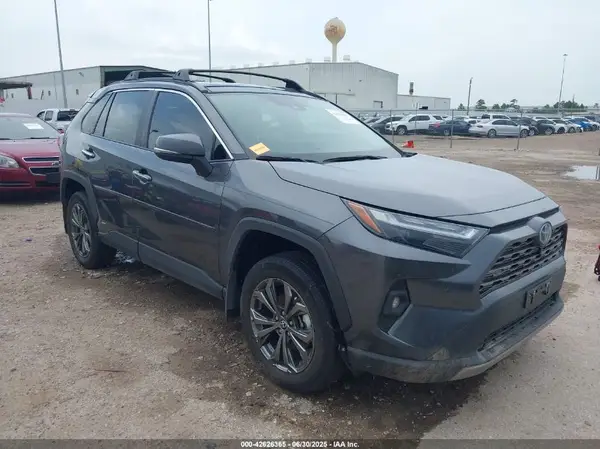 4T3D6RFV6NU094346 2022 TOYOTA RAV 4 - Image 1