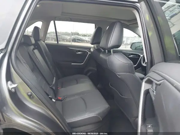 4T3D6RFV6NU094346 2022 TOYOTA RAV 4 - Image 8