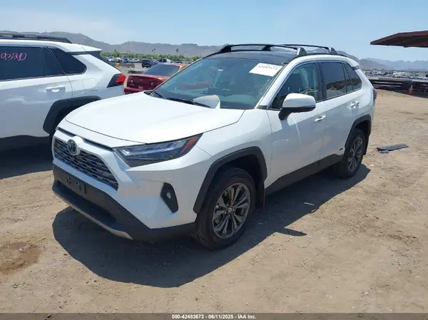 4T3D6RFV6SU177139 2025 TOYOTA RAV 4 - Image 2