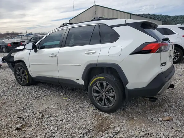 4T3D6RFV7NU072968 2022 TOYOTA RAV 4 - Image 2