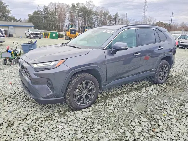 4T3D6RFV7PU132461 2023 TOYOTA RAV 4 - Image 1