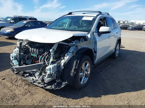 4T3D6RFV8MU044546 2021 TOYOTA RAV 4 - Image 2