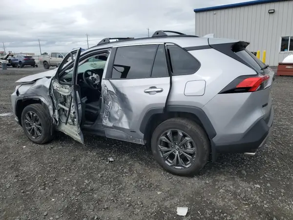 4T3D6RFV8PU106631 2023 TOYOTA RAV 4 - Image 2