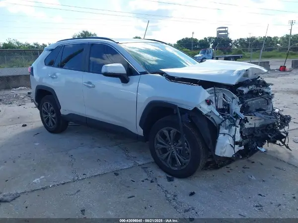 4T3D6RFV8PU118648 2023 TOYOTA RAV 4 - Image 1