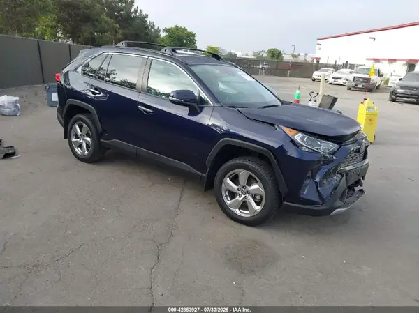4T3D6RFV9MU013385 2021 TOYOTA RAV 4 - Image 1
