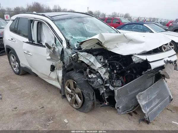 4T3D6RFV9MU054678 2021 TOYOTA RAV 4 - Image 1