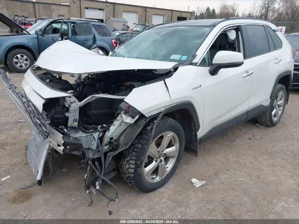 4T3D6RFV9MU054678 2021 TOYOTA RAV 4 - Image 2