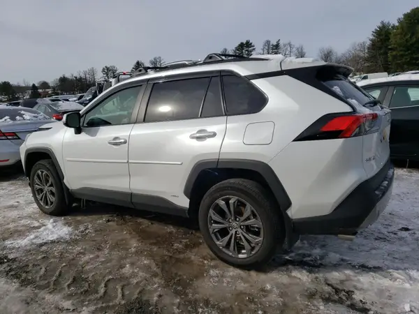 4T3D6RFV9RU171555 2024 TOYOTA RAV 4 - Image 2
