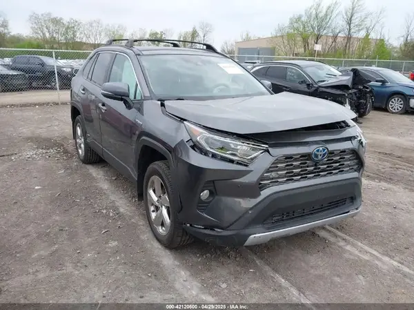 4T3D6RFVXMU028235 2021 TOYOTA RAV 4 - Image 1