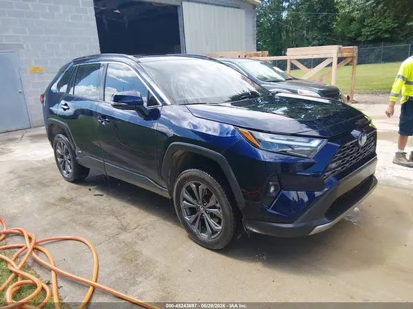4T3D6RFVXNU079431 2022 TOYOTA RAV 4 - Image 1