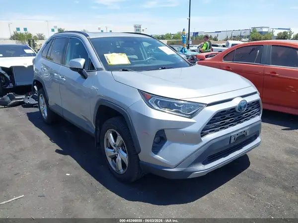 4T3DWRFV3LU004793 2020 TOYOTA RAV 4 - Image 1