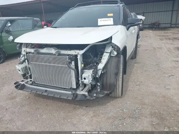 4T3E6RFV0MU063287 2021 TOYOTA RAV 4 - Image 2