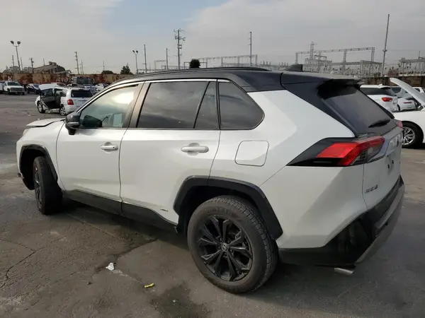 4T3E6RFV0NU071830 2022 TOYOTA RAV 4 - Image 2