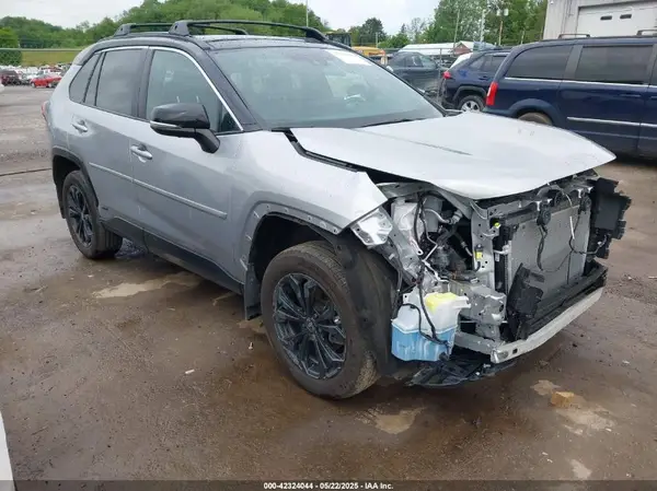 4T3E6RFV2RU142970 2024 TOYOTA RAV 4 - Image 1
