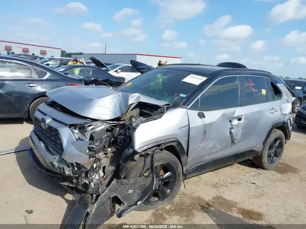 4T3E6RFV3MU043387 2021 TOYOTA RAV 4 - Image 2